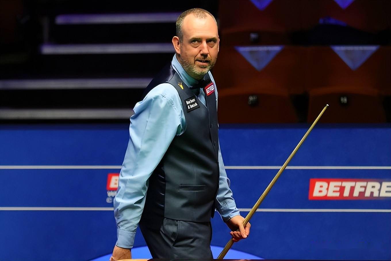 建设并积极 建设并积极