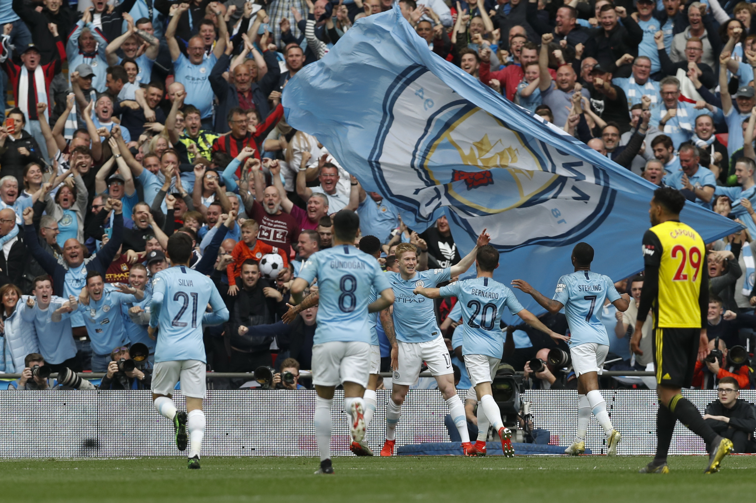 优先强调防 优先强调防