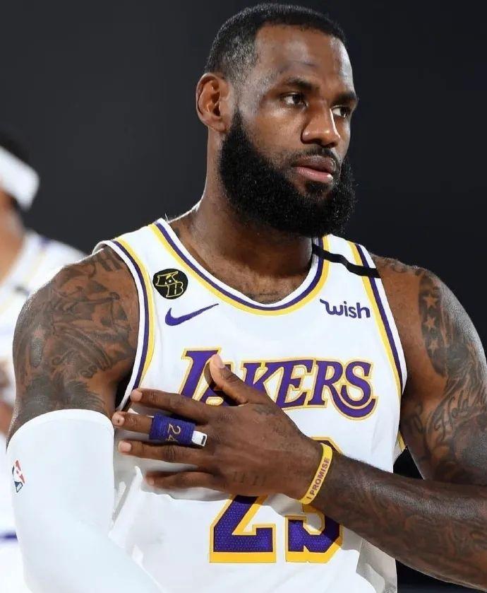 帕尔马更多 帕尔马更多